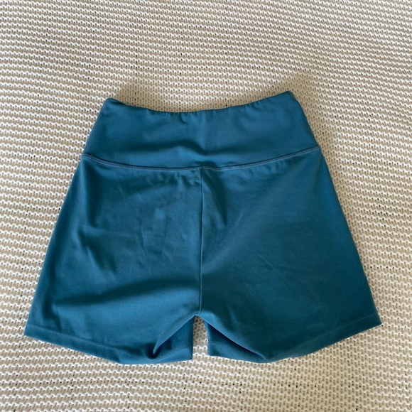 Gymshark Workout Shorts - Picture 2 of 4
